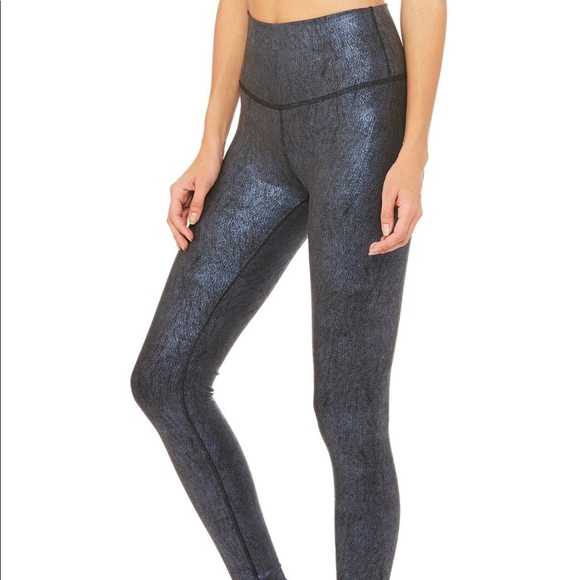 ALO Yoga Pants - ALO high waisted airbrush legging-metallic